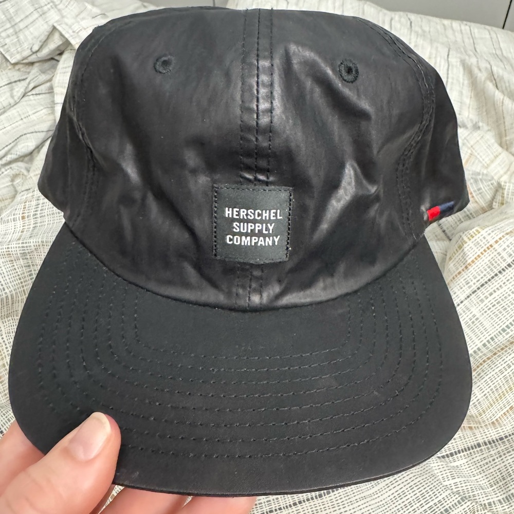 Herschel Black Cap